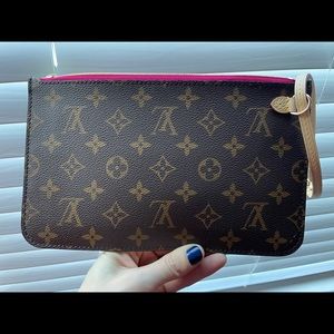 Louis Vuitton Neverfull Pouch - Brand New!!